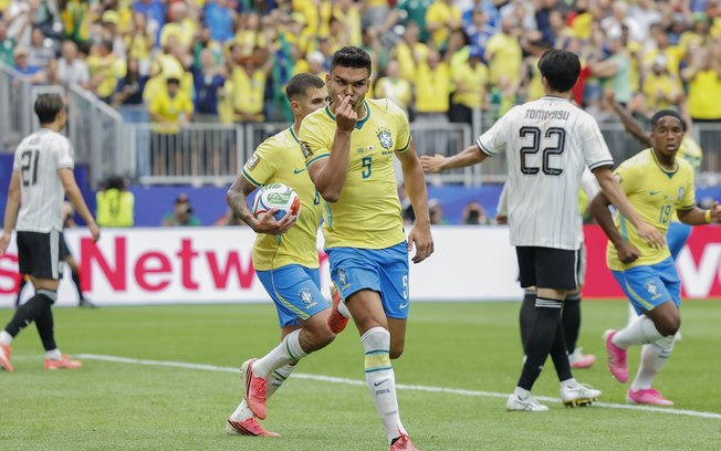 Casemiro iguala recorde de Zagallo em Copas do Mundo após virada do Brasil