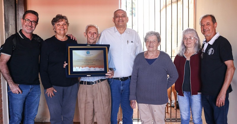 Ovídio Rodrigues é homenageado com Título de Cidadão Araraquarense