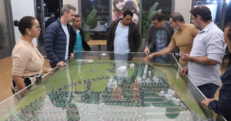 Prefeitura recebe pedido para melhorias no trânsito do Residencial Monte Carlo