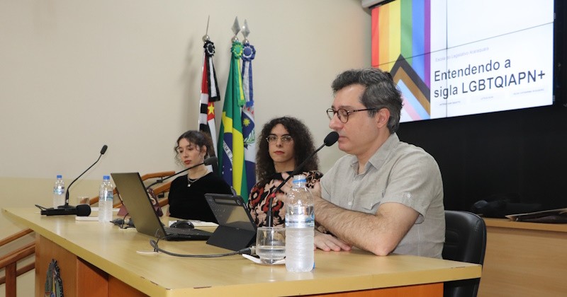 Minicurso sobre LGBTQIAPN+ ressalta a relevância política dos termos