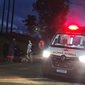 Motociclista fica ferido em queda na SP-318, próximo a São Carlos