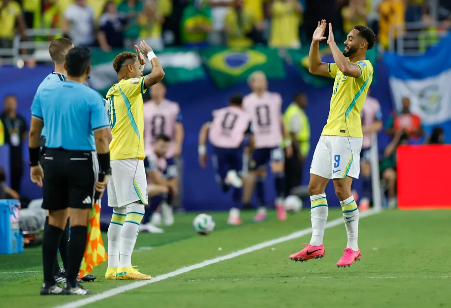 Neymar reestreia pela Seleção Brasileira após 981 dias