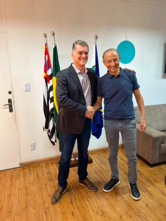 Prefeito Dr. Lapena e Paulo Skaf debatem desenvolvimento econômico em reunião