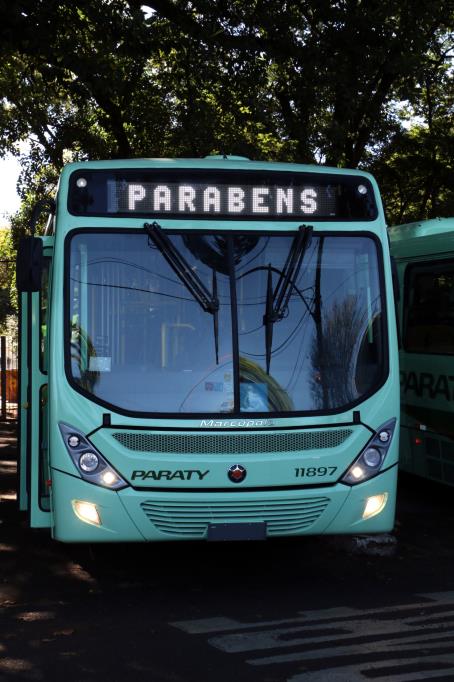 Renovação da frota em Araraquara: cinco novos ônibus chegam para o transporte público