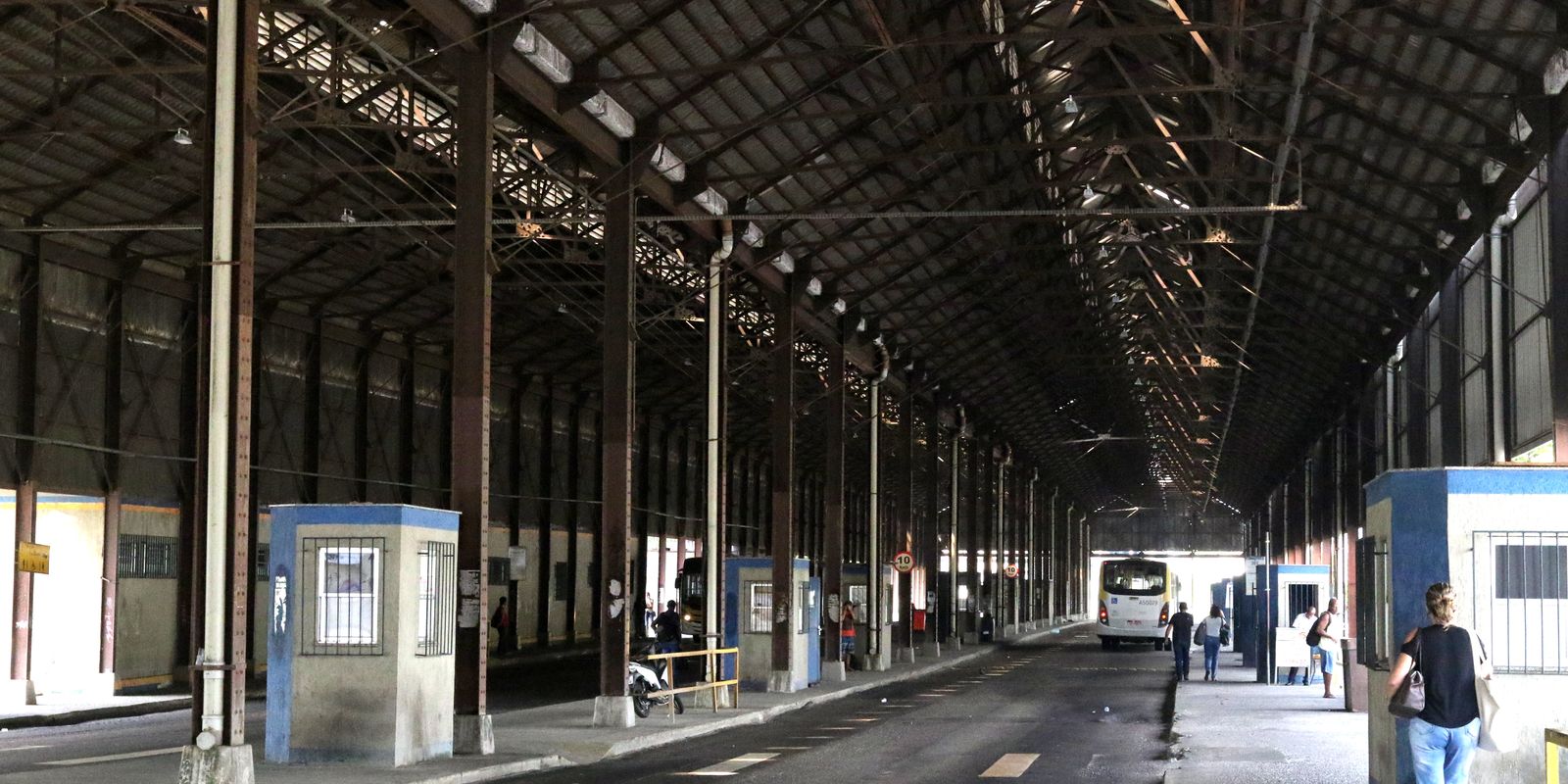 Rodoviários do Rio de Janeiro mantêm greve após rejeitar proposta de reajuste salarial