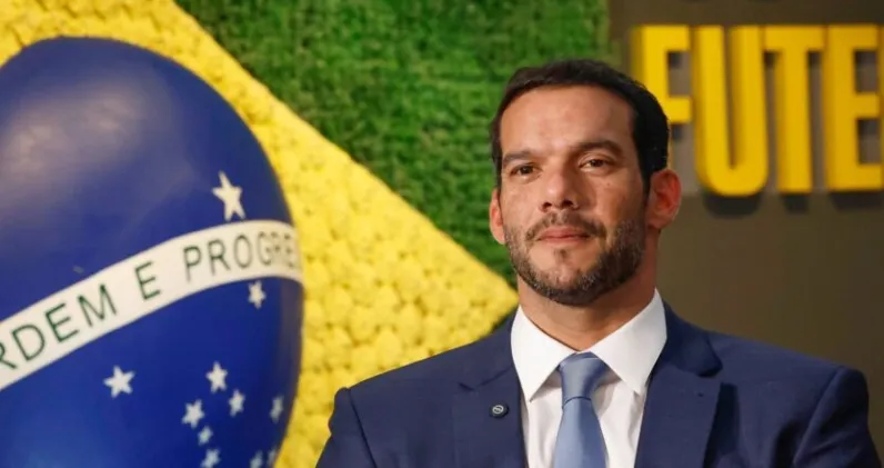 Samir Xaud teria utilizado fundos da CBF para custear viagem de acompanhante
