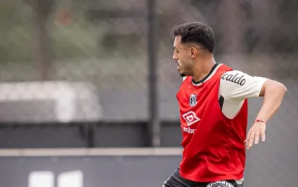 Santos intensifica treinos com retornos importantes de jogadores lesionados