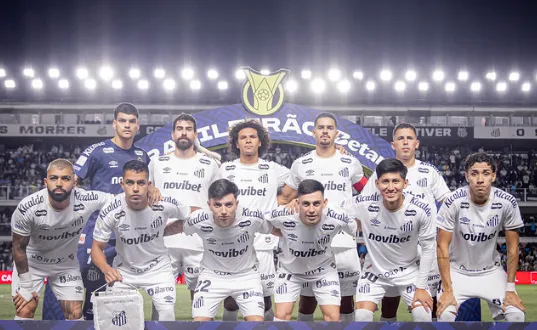 Santos busca reforços para as laterais durante janela de transferências