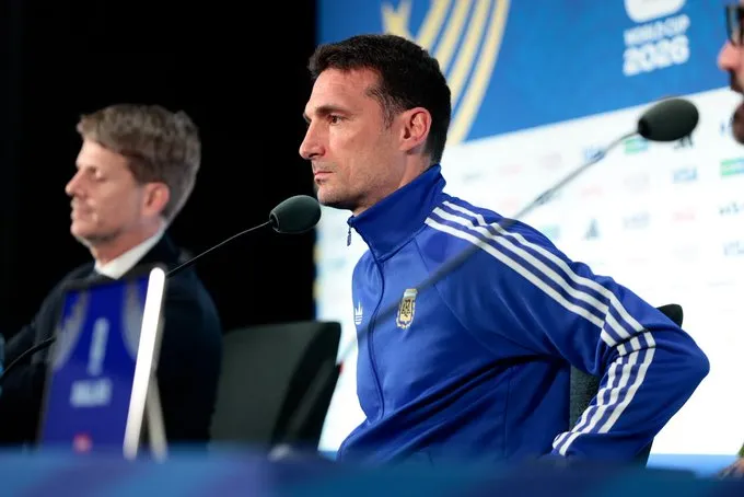 Scaloni rebate Ancelotti e minimiza polêmica sobre a Argentina
