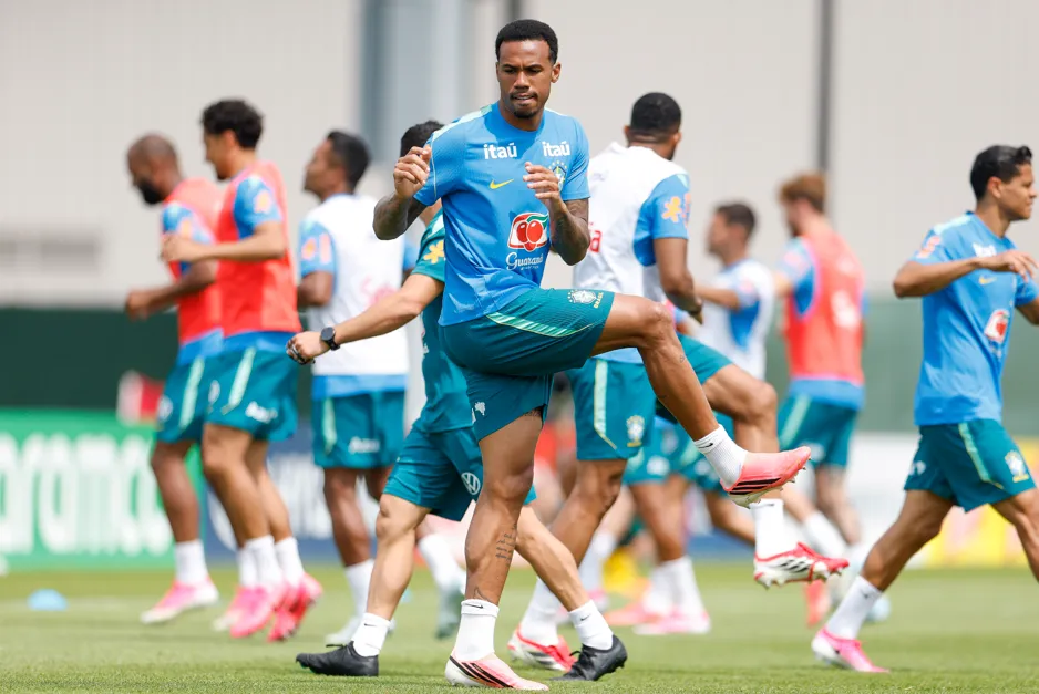 Seleção Brasileira intensifica preparação para duelo contra Marrocos