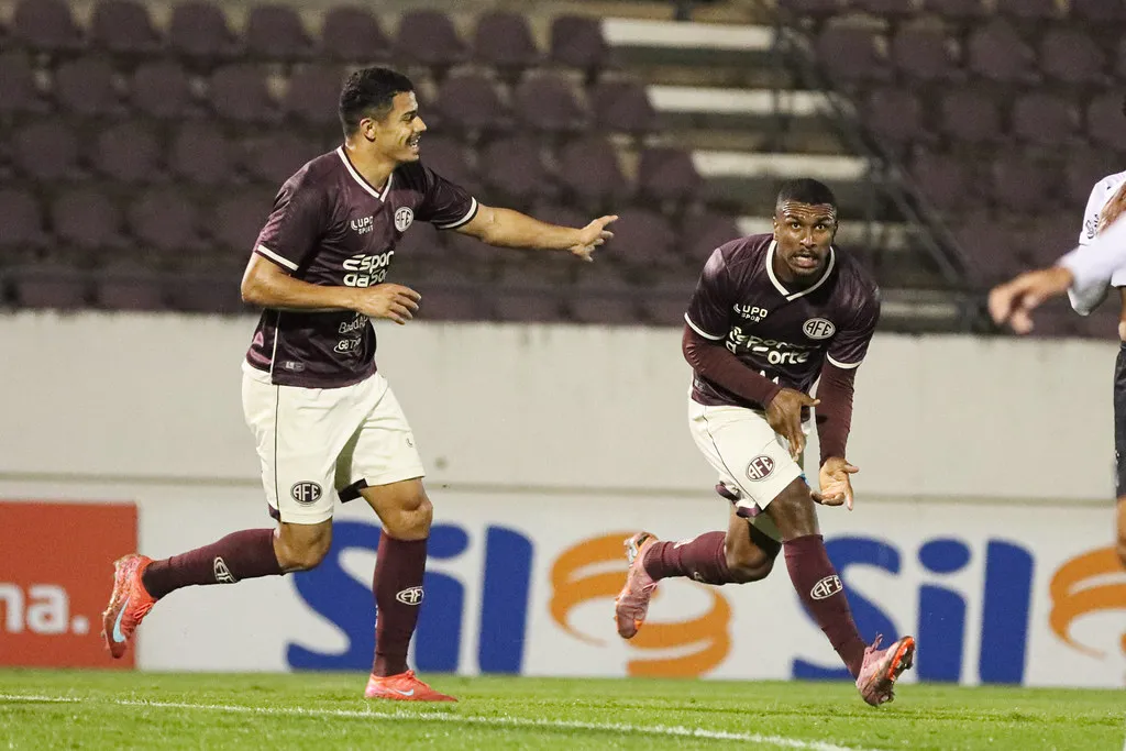 Ferroviária vence duelo paulista na Série C