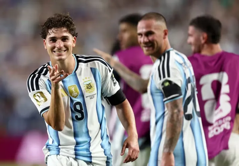 Argentina avança na Copa do Mundo após vitória por 3 a 1 sobre a Suíça em Kansas City