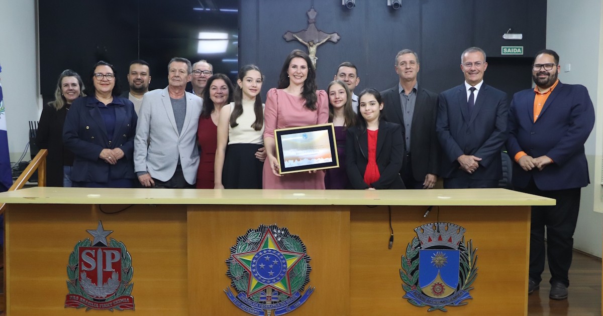 Danitielle Pereira recebe título de Cidadã Araraquarense na Câmara