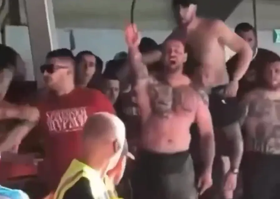 Uefa multa CSKA Sofia por saudação nazista de torcedor em jogo
