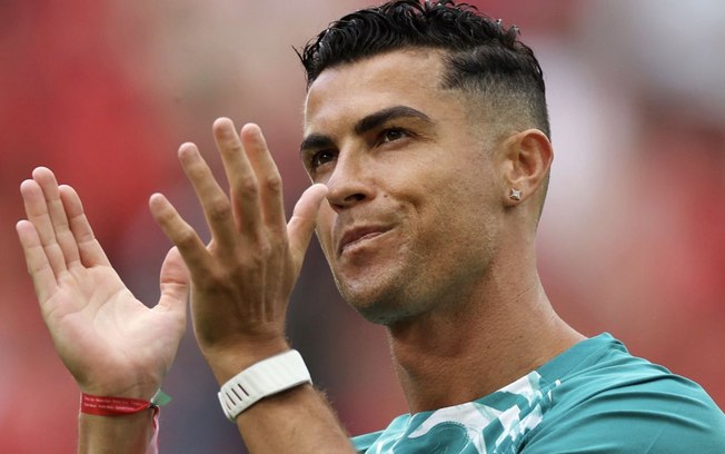 Portugal de Cristiano Ronaldo enfrenta Croácia de Modric em busca de vaga nas oitavas da Copa do Mundo