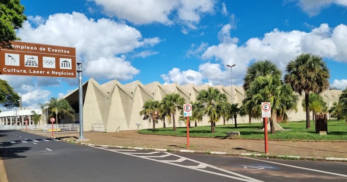 Arena Fonte Luminosa vira alvo de requerimento sobre contrato de concessão
