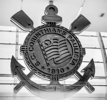 Corinthians enfrenta proibição de registrar jogadores devido a dívidas