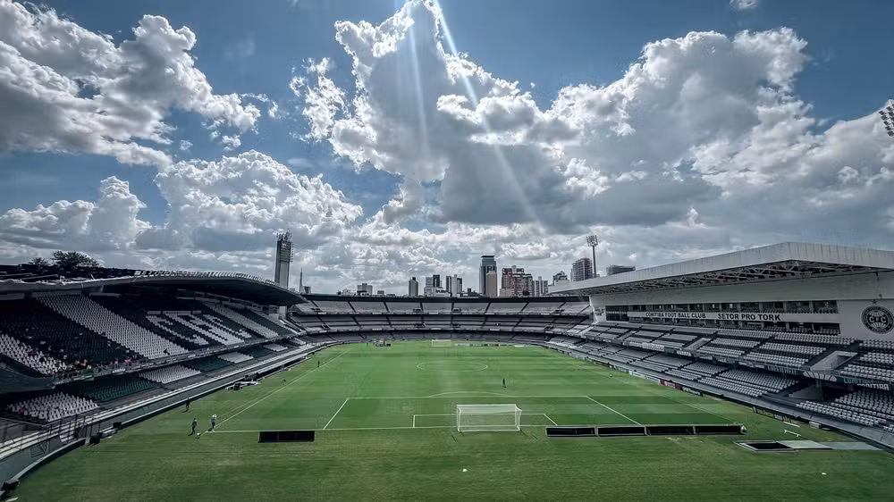 Coritiba x Palmeiras: saiba onde assistir ao vivo e as prováveis escalações