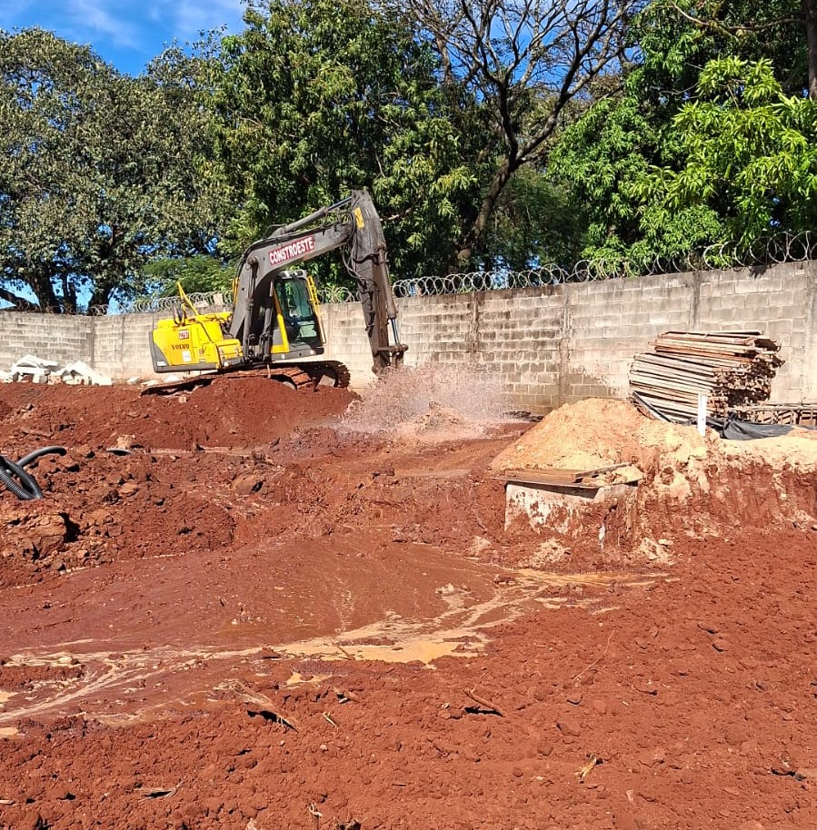 Daae realiza manutenção emergencial em Araraquara para conter vazamento na rodovia Washington Luis
