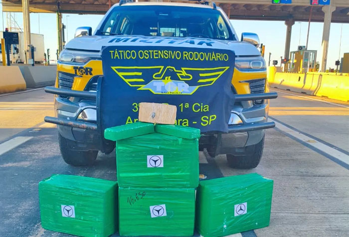 Apreensão de drogas na SP-255: TOR prende motorista com 72 kg de entorpecentes