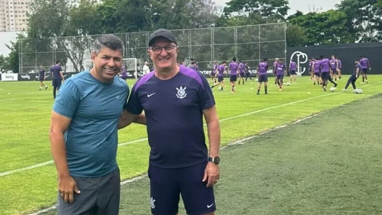 Cléber Schwenck destaca aprendizado com Dorival Júnior no Corinthians