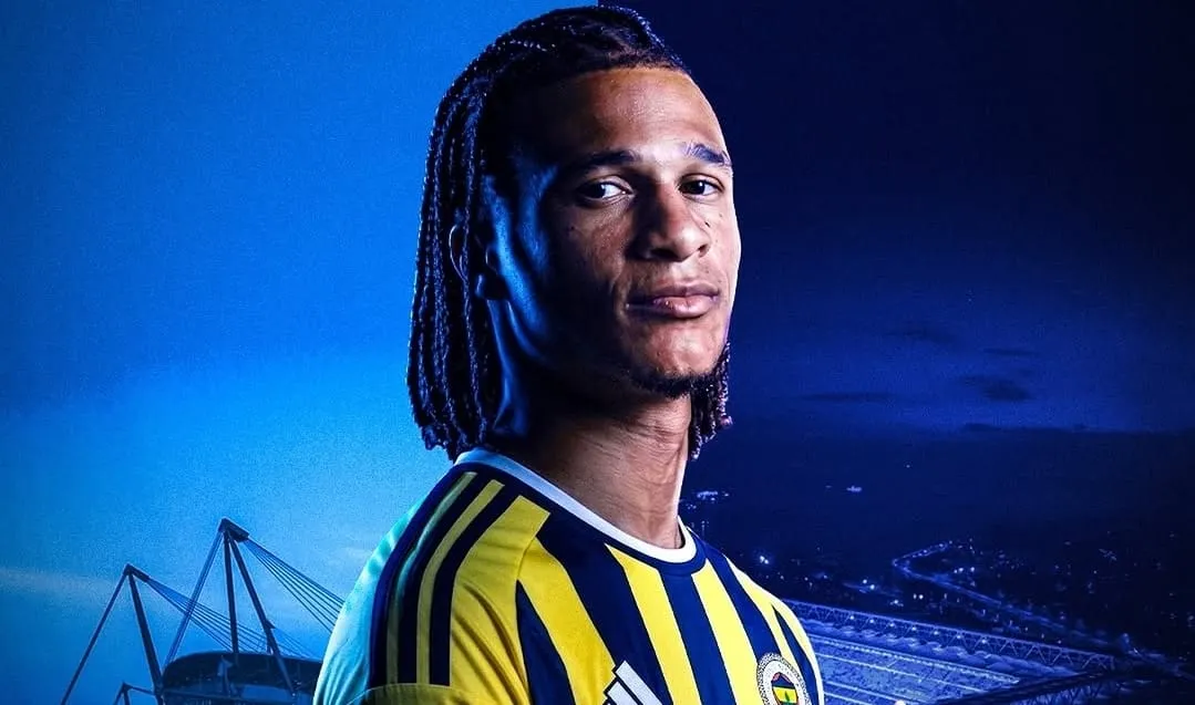 Fenerbahçe anuncia a chegada do zagueiro Nathan Aké, ex-Manchester City
