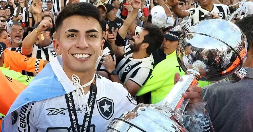 Flamengo intensifica negociações pela contratação de Thiago Almada