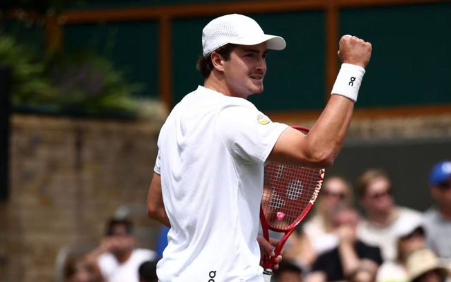 João Fonseca avança para a terceira rodada de Wimbledon; saiba onde assistir e o horário