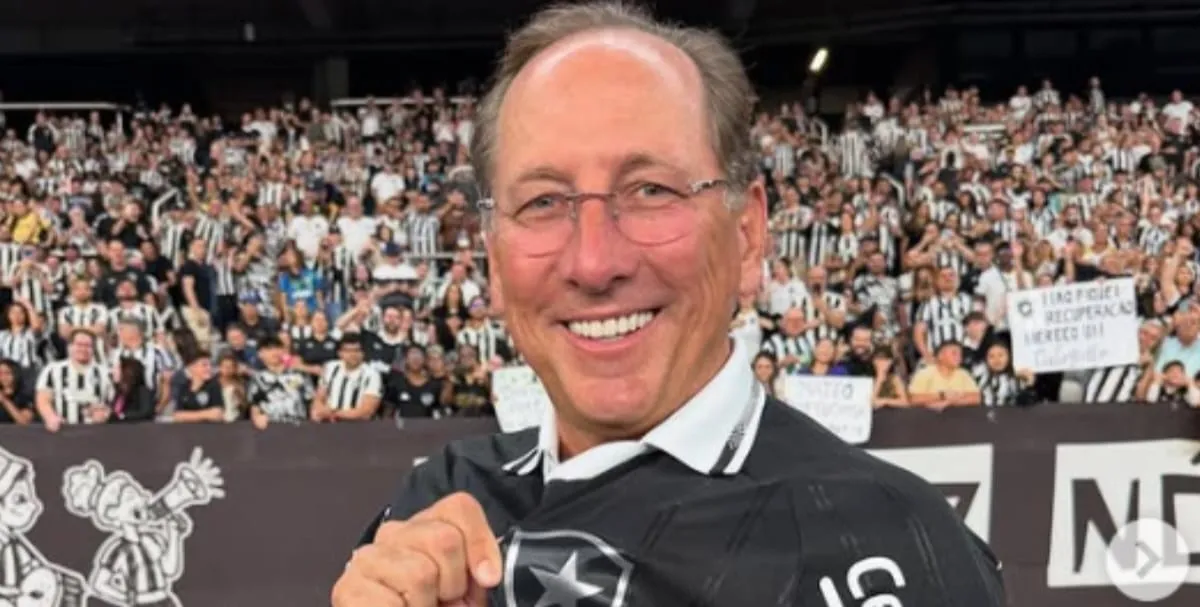 John Textor é condenado a pagar R$ 500 milhões em disputa judicial