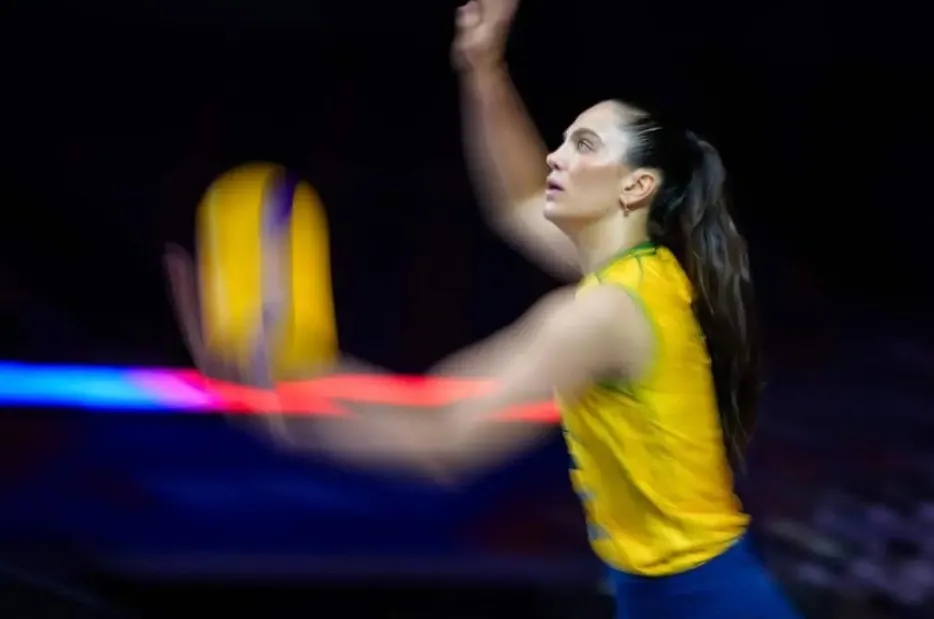 Júlia Kudiess sofre lesão grave e desfalca o Brasil na Liga das Nações de Vôlei