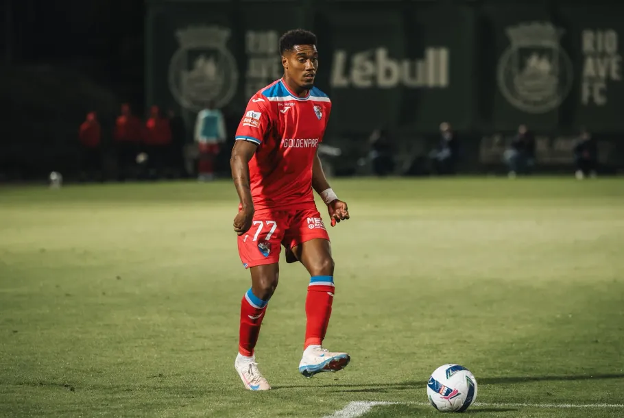 Murilo Souza foca em nova temporada após ano goleador no futebol português