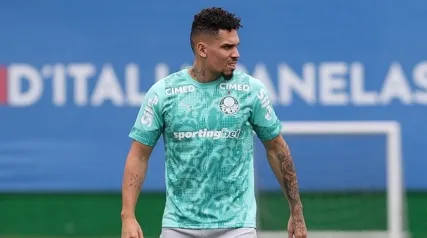 Palmeiras goleia em jogo-treino com destaque para Paulinho