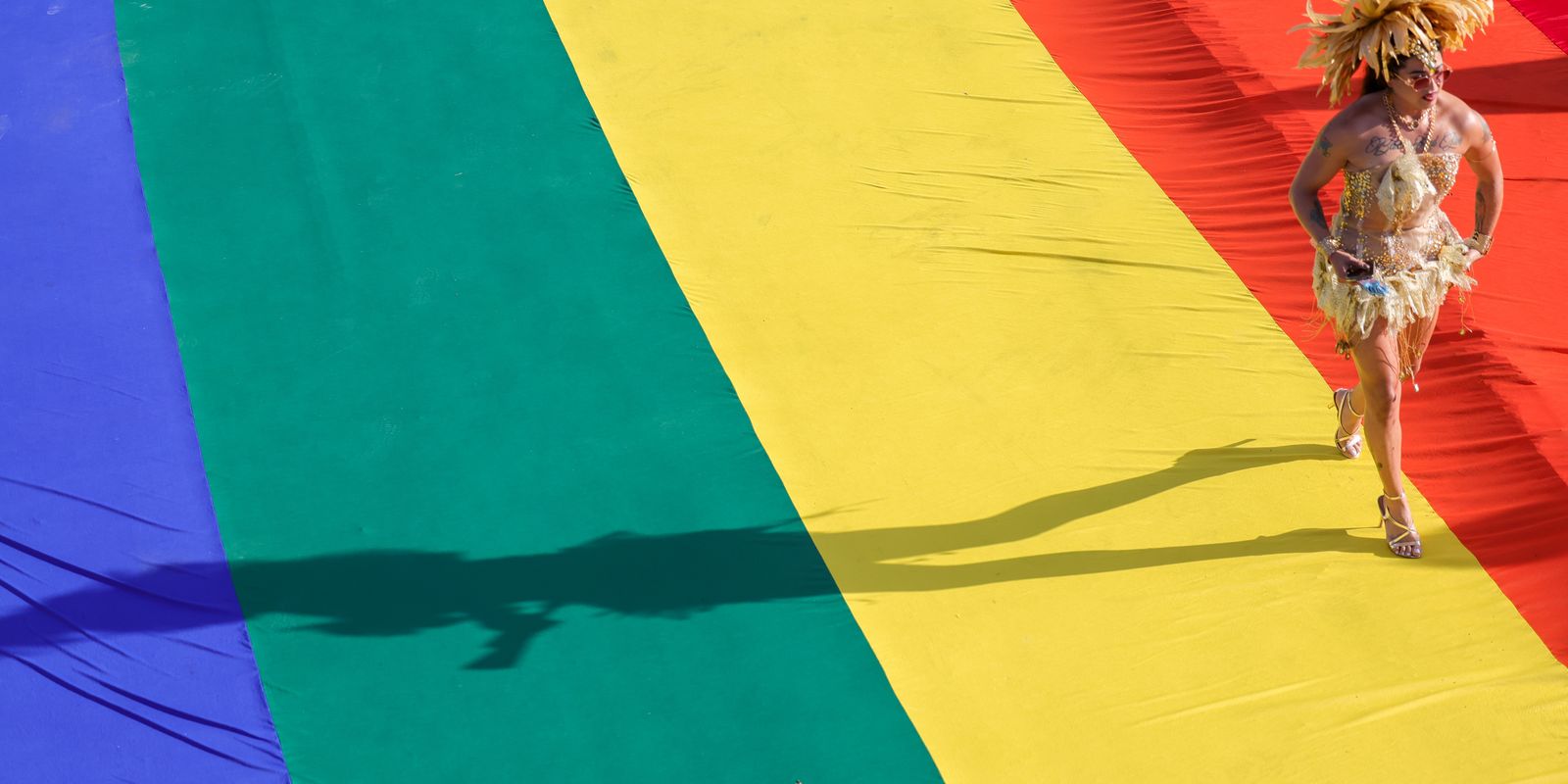 Parada Brasília Orgulho defende direito ao voto e combate ao preconceito
