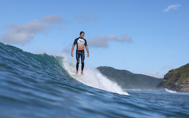 A ciência por trás das ondas: Pedro Bento desvenda o fenômeno do mar