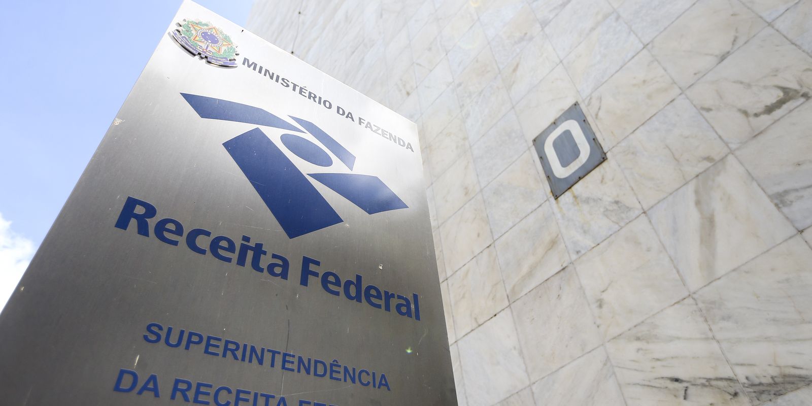 Receita projeta R$ 17,2 bilhões com imposto sobre dividendos em 2024