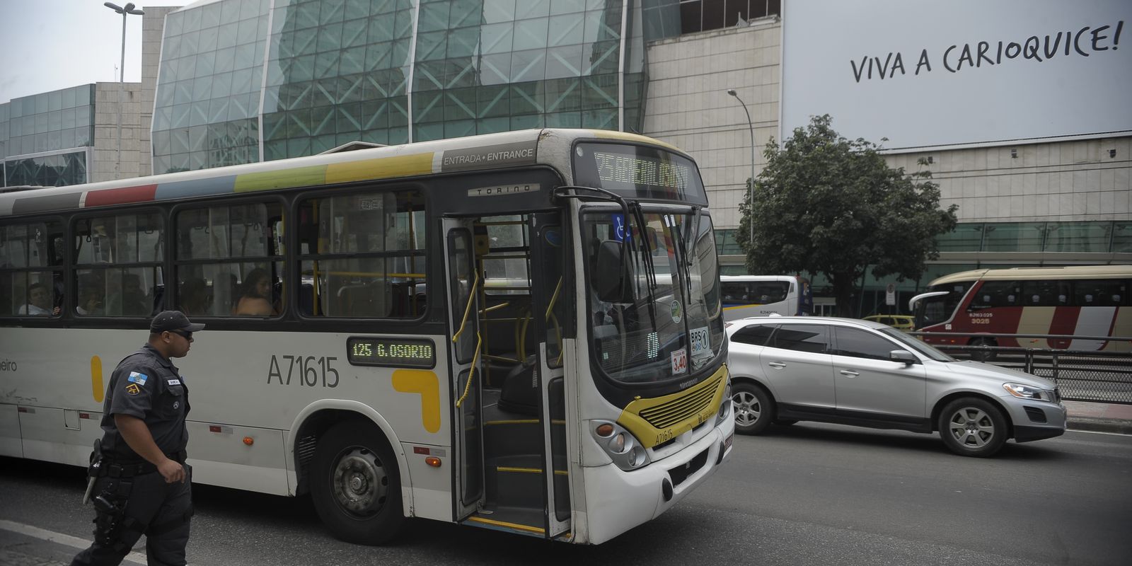 Rodoviários do Rio mantêm greve e aguardam nova proposta das empresas