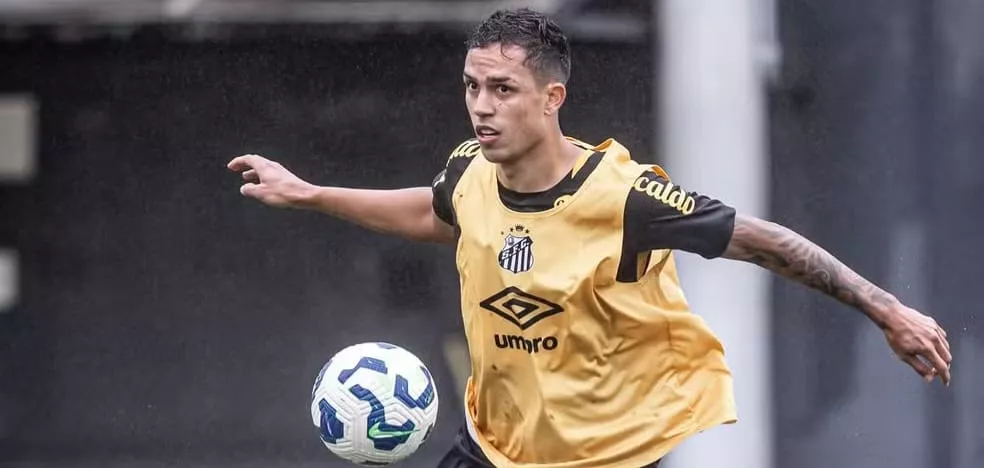 Igor Vinícius retorna e reforça o Santos em preparação para amistoso