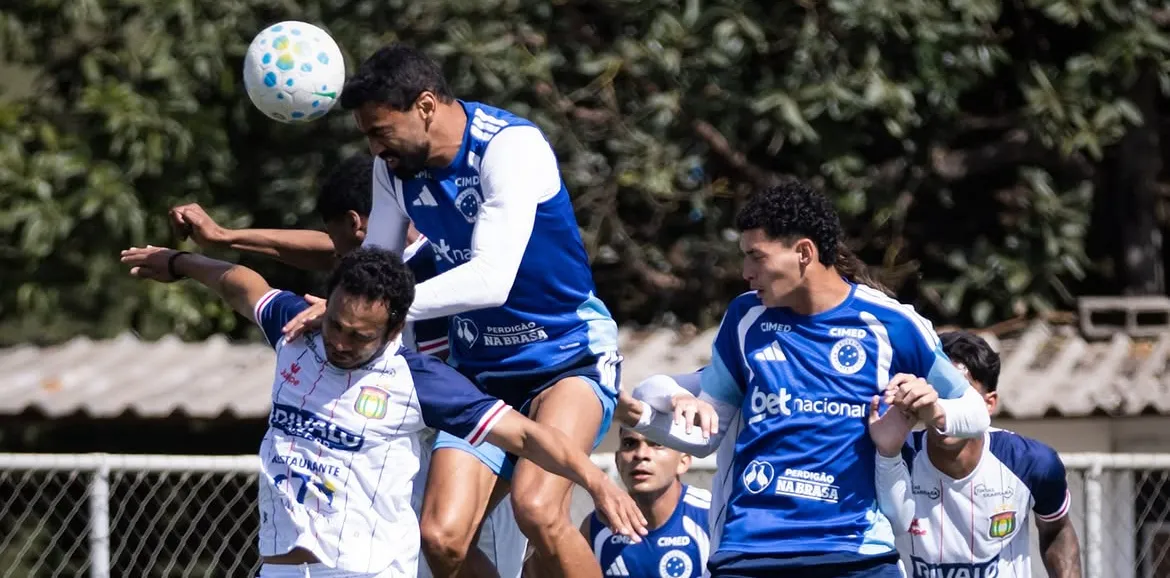 São Caetano é goleado pelo Cruzeiro em jogo-treino