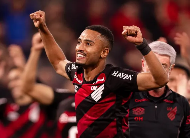 Athletico-PR vira sobre o São Paulo em Bragança Paulista com virada relâmpago