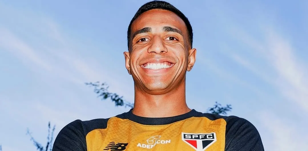 São Paulo anuncia a contratação de Victor Sá, ex-Botafogo, com contrato até 2029