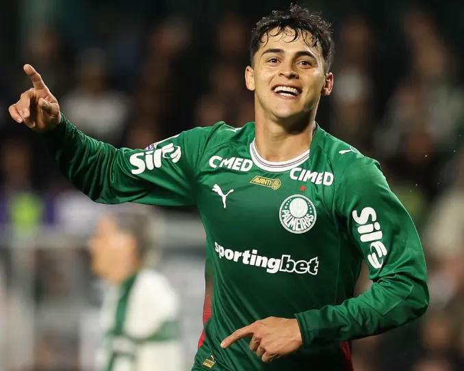 Palmeiras defende a liderança do Brasileirão contra o Atlético-MG em casa