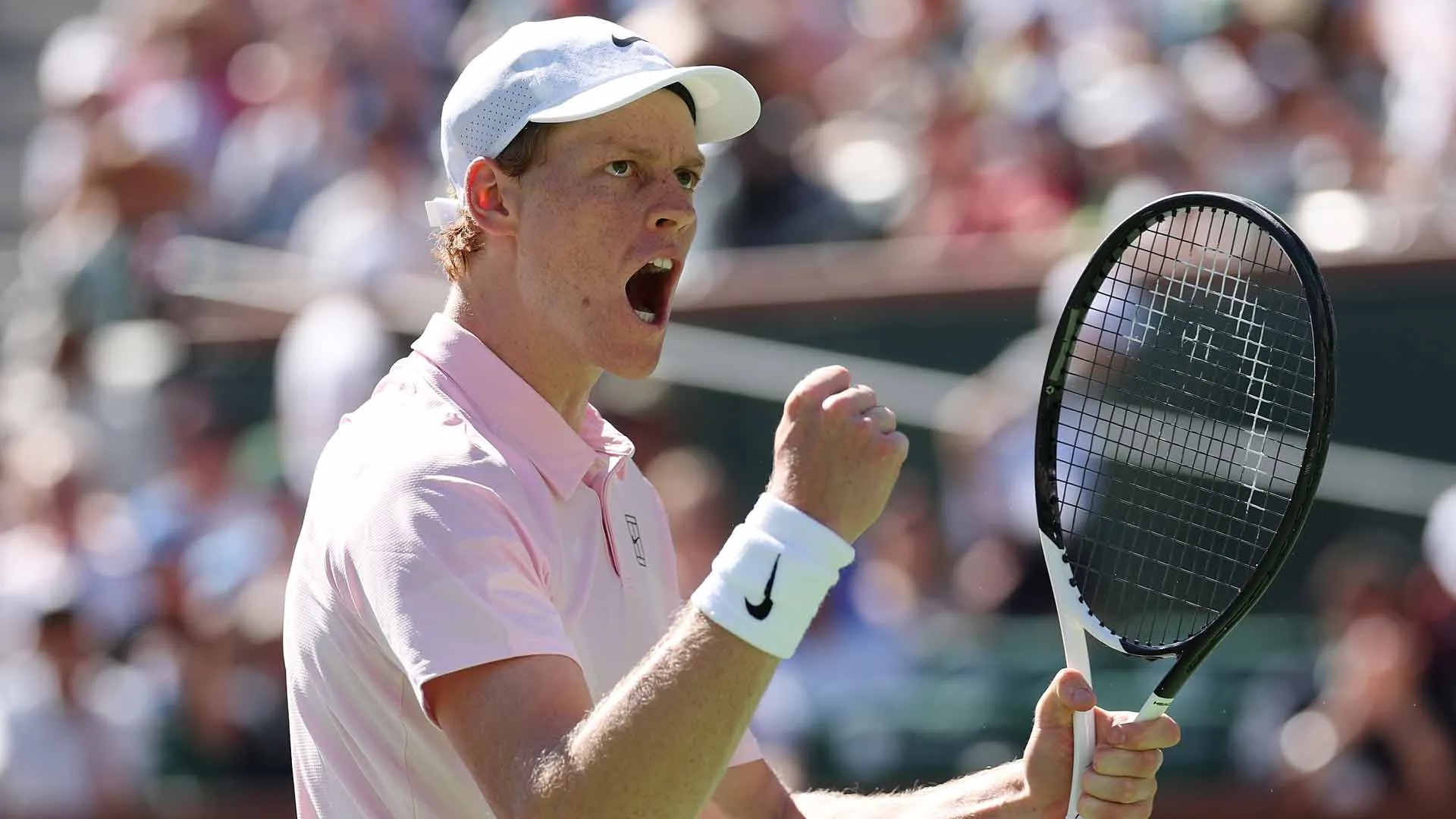 Sinner supera Djokovic e avança à final de Wimbledon para enfrentar Zverev