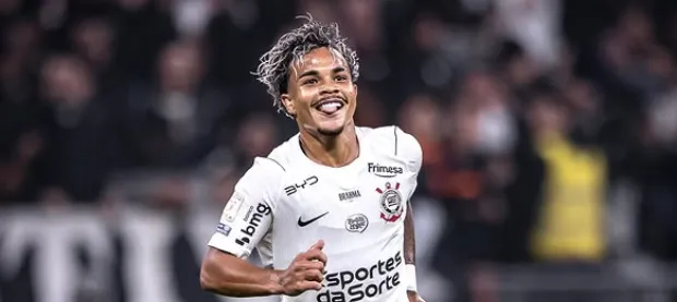 Kaio César enfrenta denúncia do STJD por suposto ato hostil no Corinthians