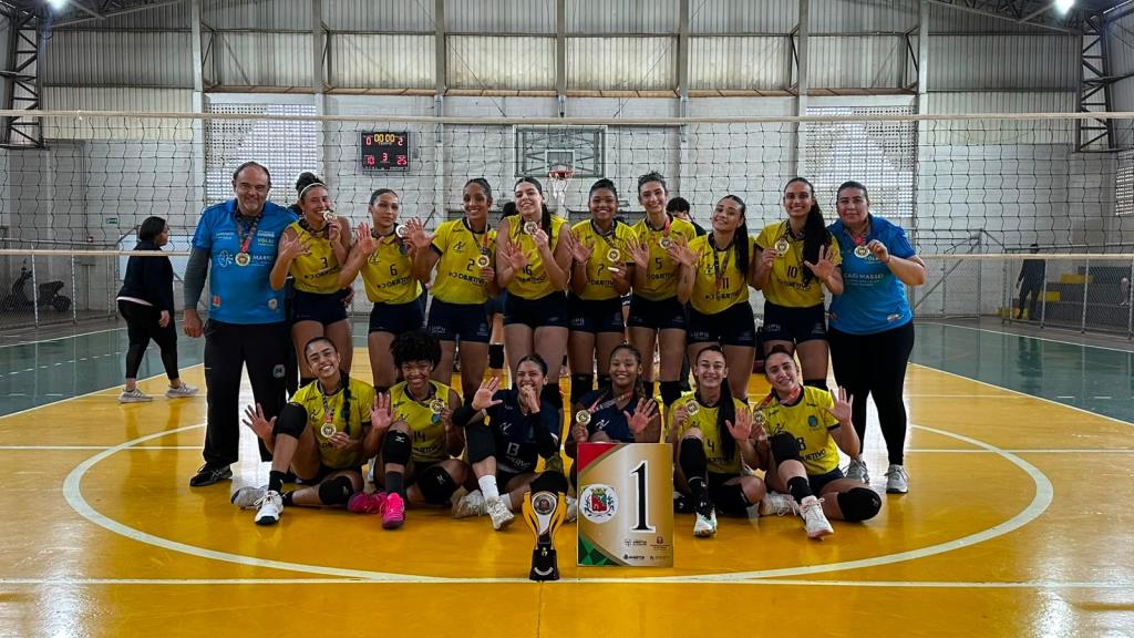 Vôlei feminino de Araraquara conquista os Jogos Regionais de Barretos