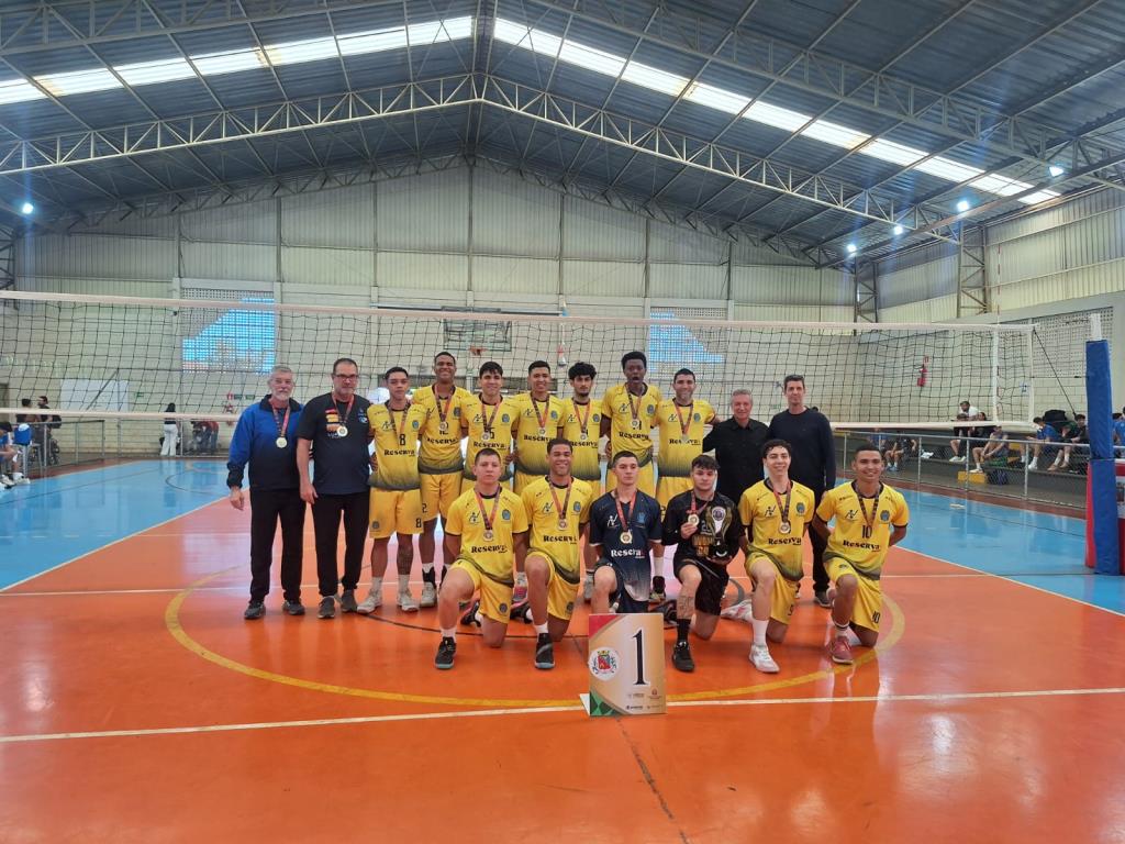 Vôlei masculino da Fundesport é campeão dos Jogos Regionais de Barretos