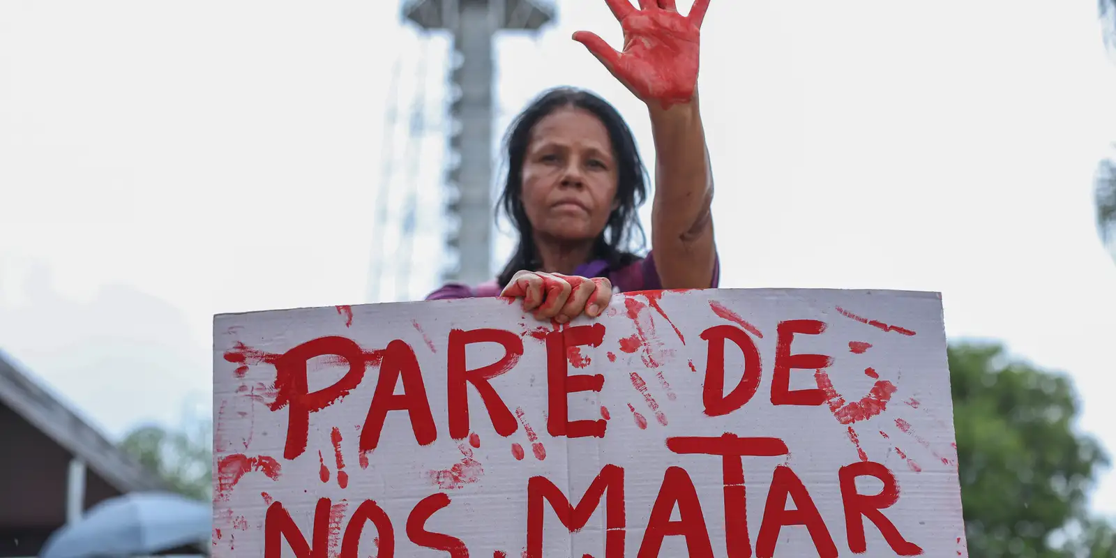 Violência doméstica contra mulheres dispara 28,9% em dias de futebol no Brasil