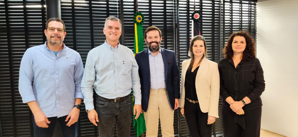 Araraquara articula implantação do Centro TEA Paulista na cidade