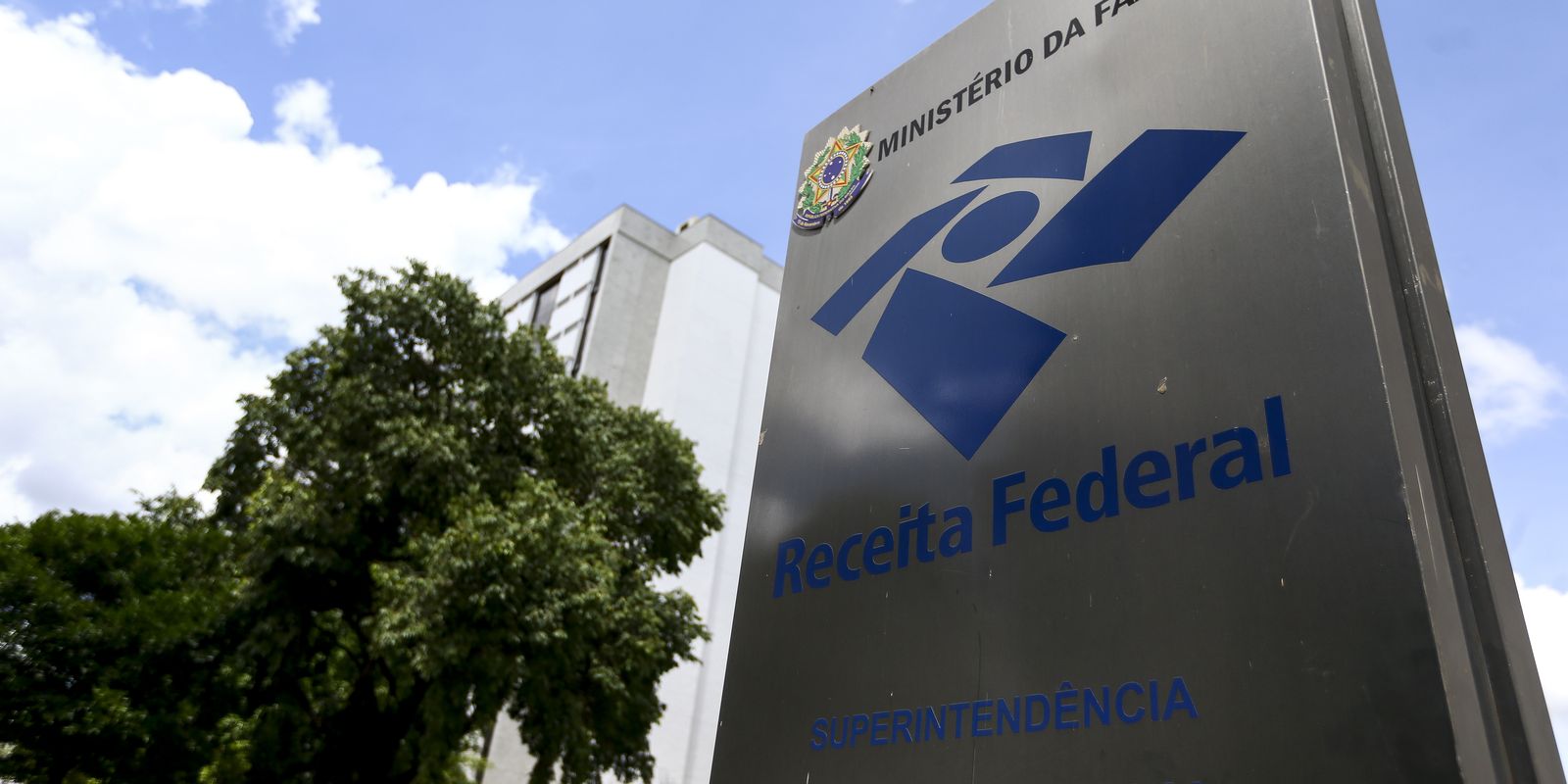 Arrecadação federal bate recorde e atinge R$ 289,3 bilhões em julho