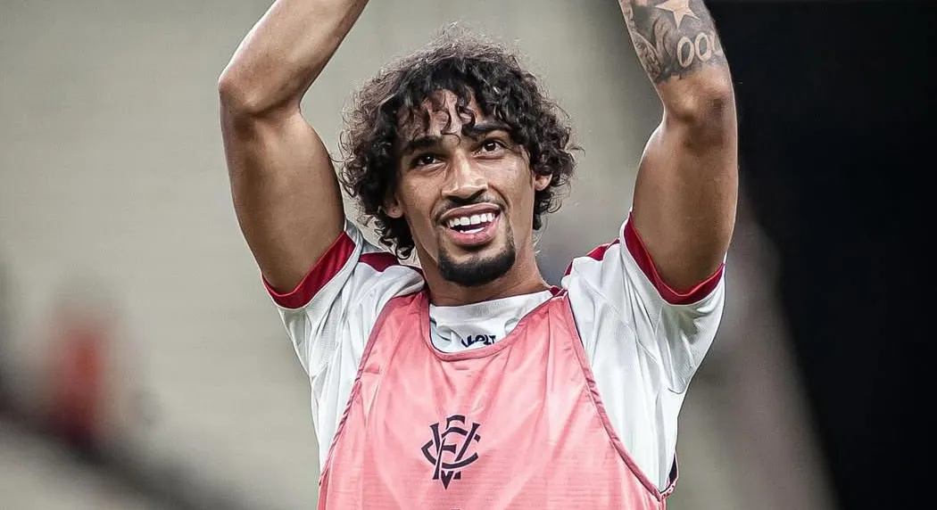 Atacante Fabri negocia transferência do Vitória para o futebol polonês