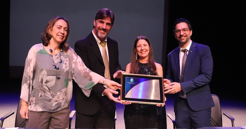 Câmara concede Diploma de Honra ao Mérito para Marisa Taconelli